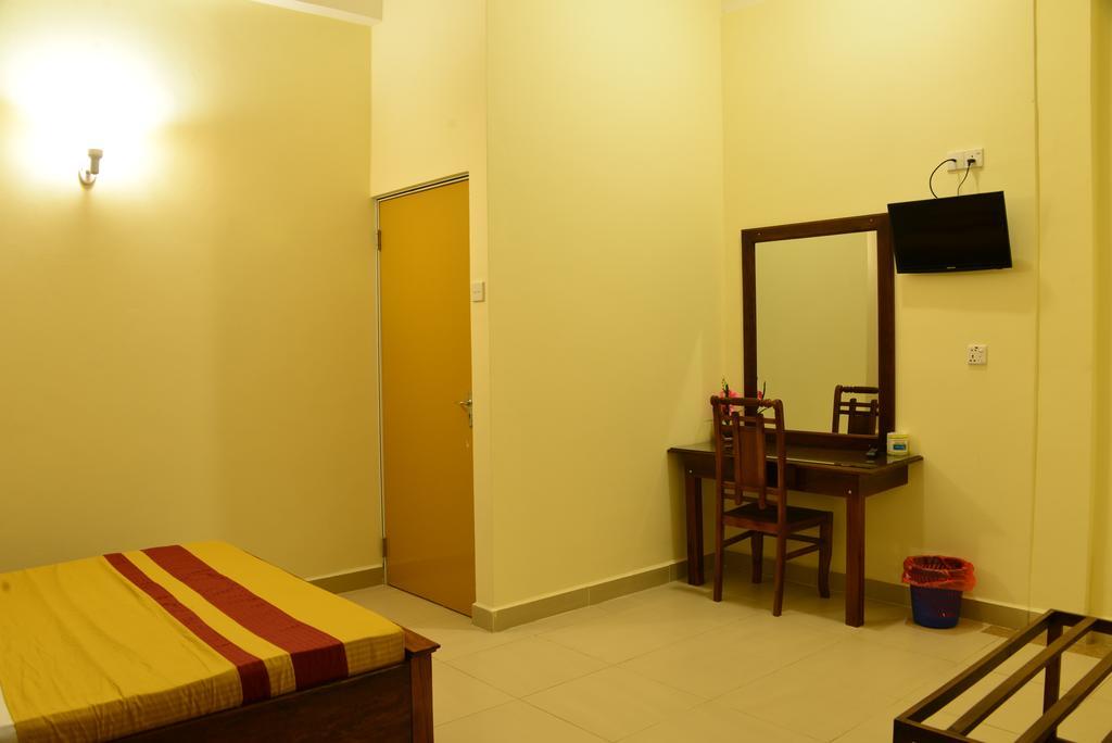 Anon Rest Hotel Dambulla Exterior photo